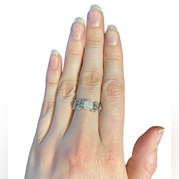 Opal & Leaves Stainless Steel Ring - Picture 2 of 7